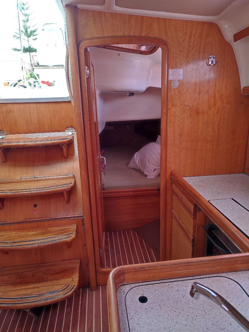 Bavaria 37 Cruiser — photo 3