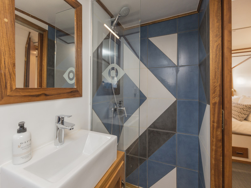 Greek Motorsailer — photo 29