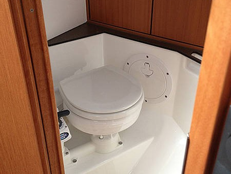 Bavaria 36 Cruiser — photo 6
