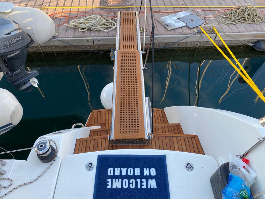 Lagoon 450F — photo 12