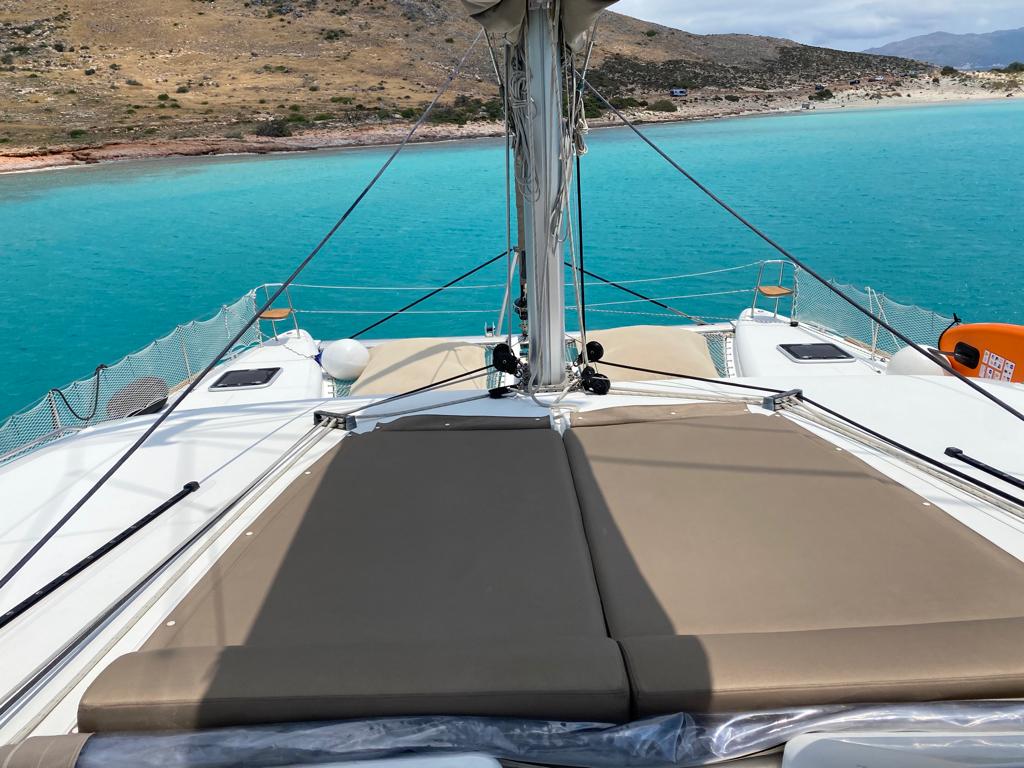 Lagoon 450F — photo 4