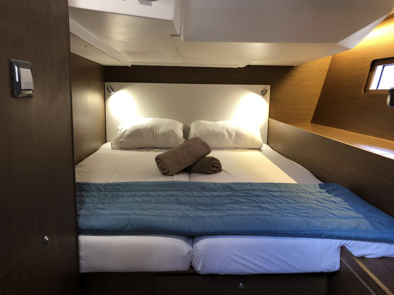 Oceanis 51.1 — photo 13