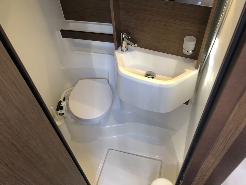 Oceanis 51.1 — photo 11