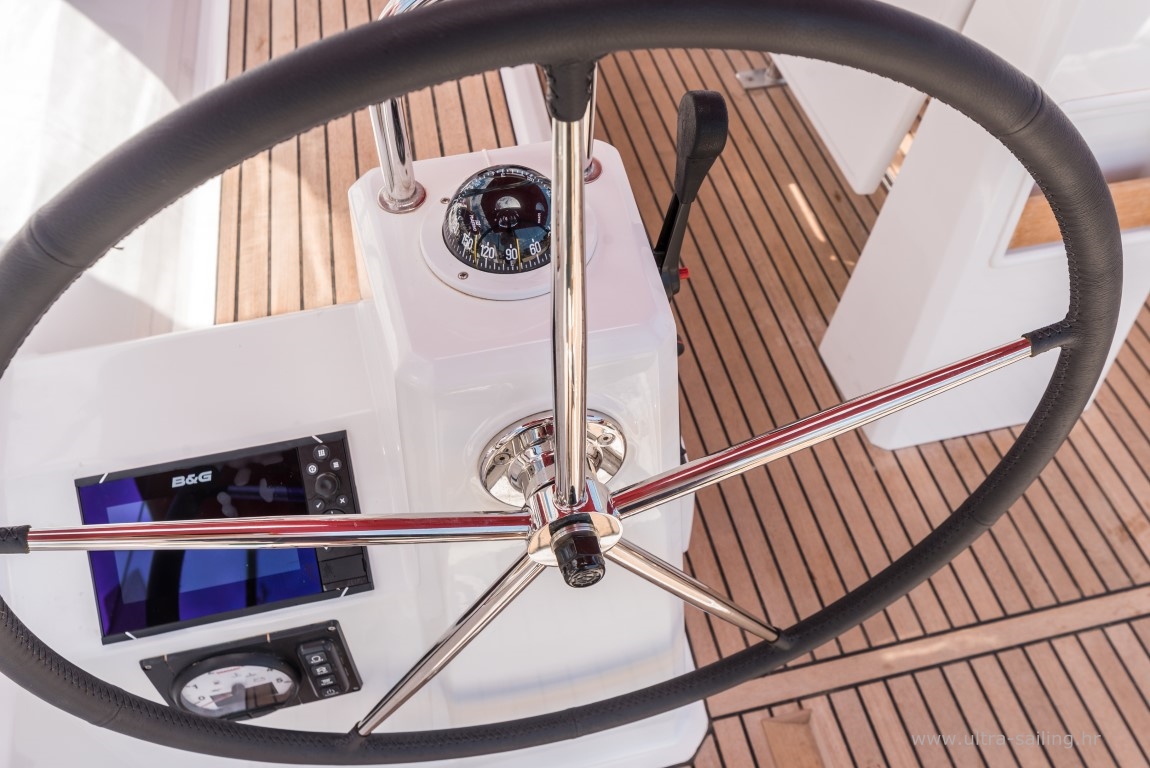 Oceanis 35.1 — photo 14