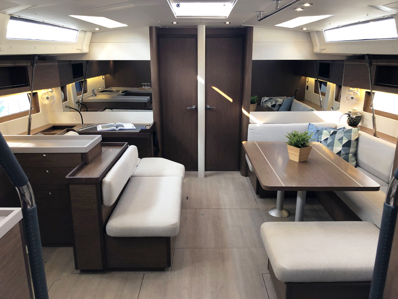 Oceanis 51.1 — photo 3