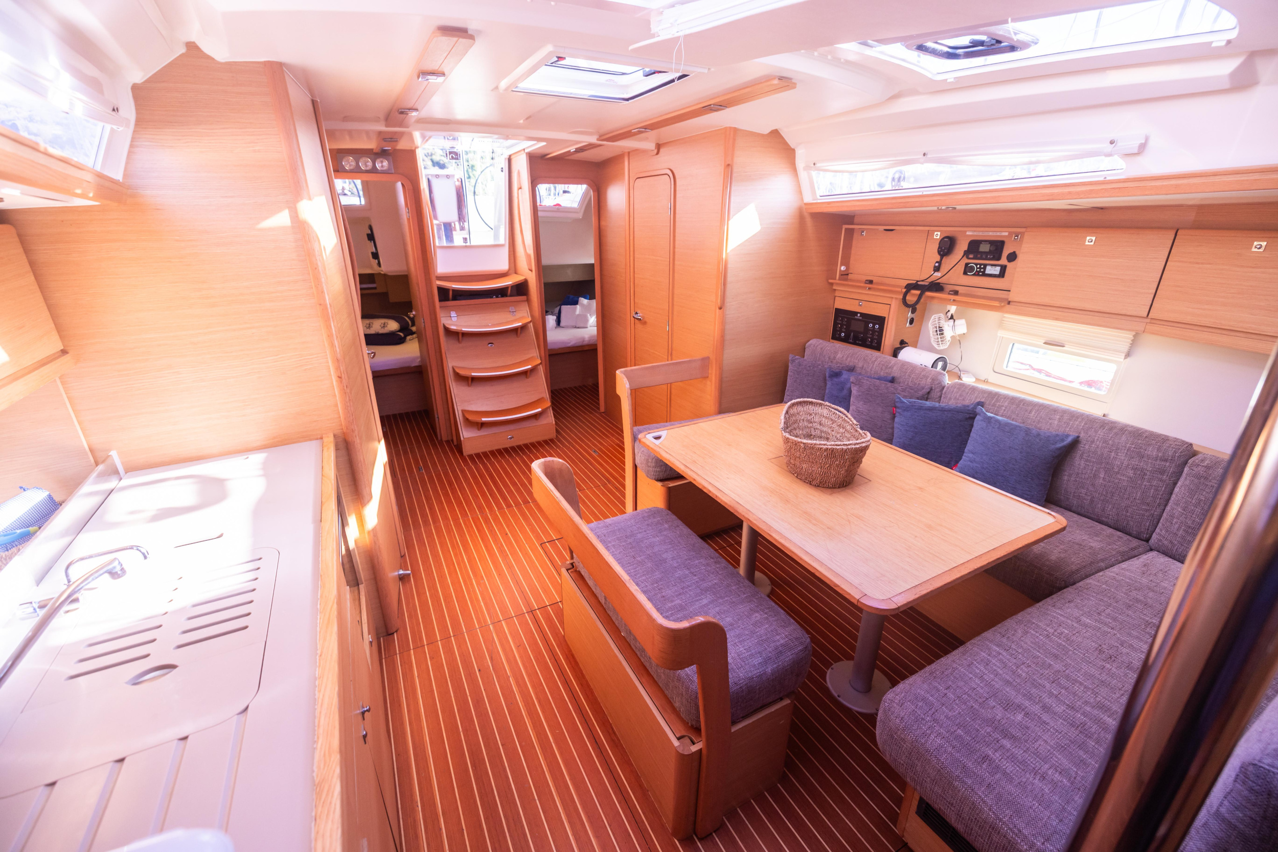 Dufour 430 — photo 14