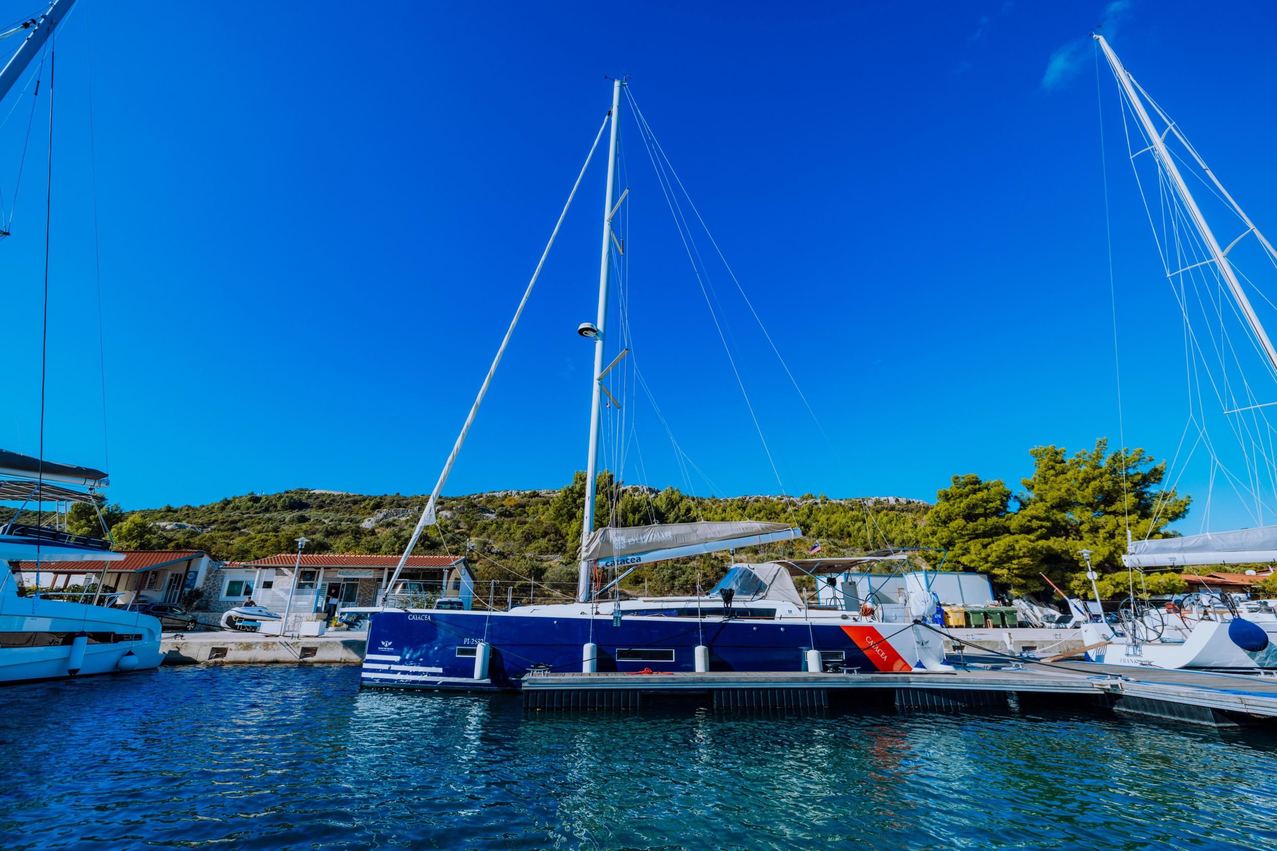 Dufour 430 — photo 10