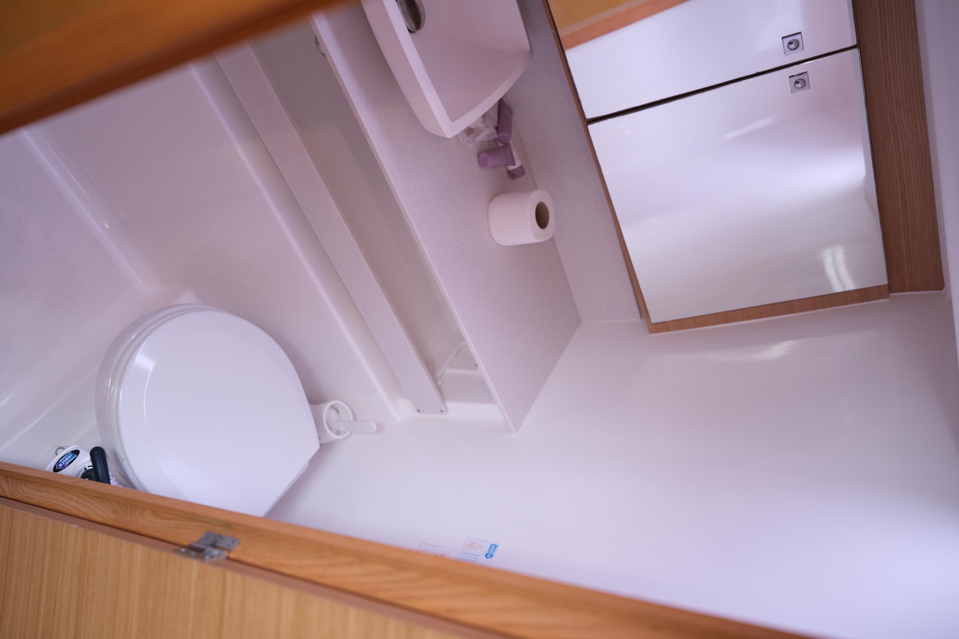 Dufour 430 — photo 11
