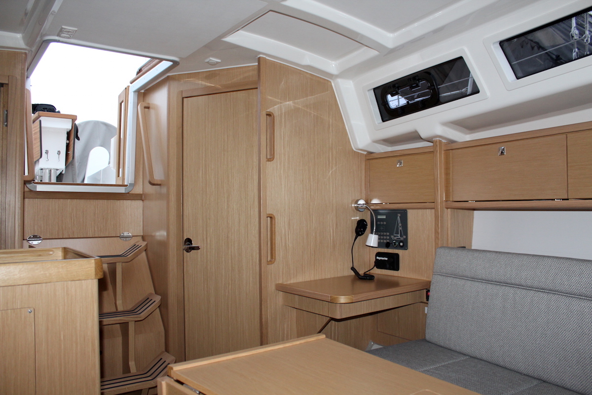 Bavaria 34 Cruiser — photo 7