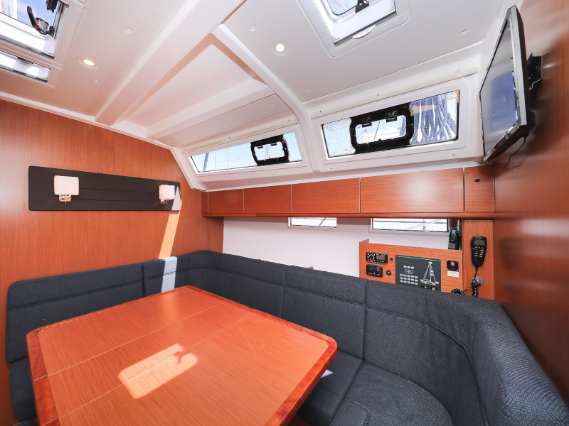 Bavaria Cruiser 46 — photo 14