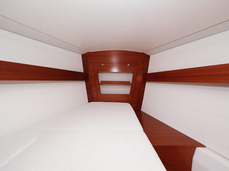 DUFOUR 380 — photo 93