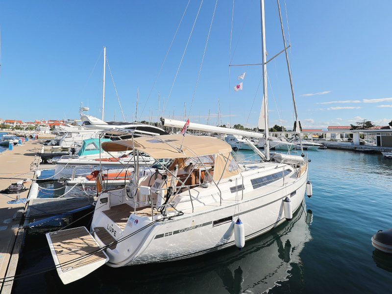 Bavaria Cruiser 37 — photo 16