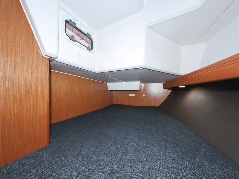 Bavaria Cruiser 37 — photo 42