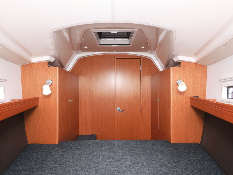 Bavaria Cruiser 37 — photo 105