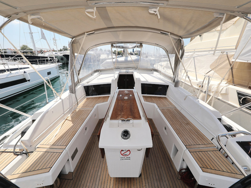 Oceanis 46.1 — photo 12