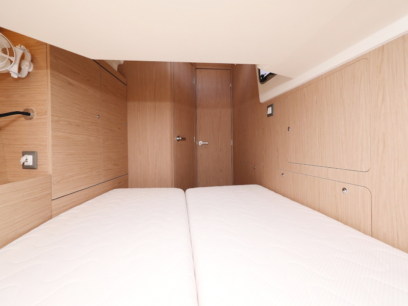 Oceanis 46.1 — photo 19