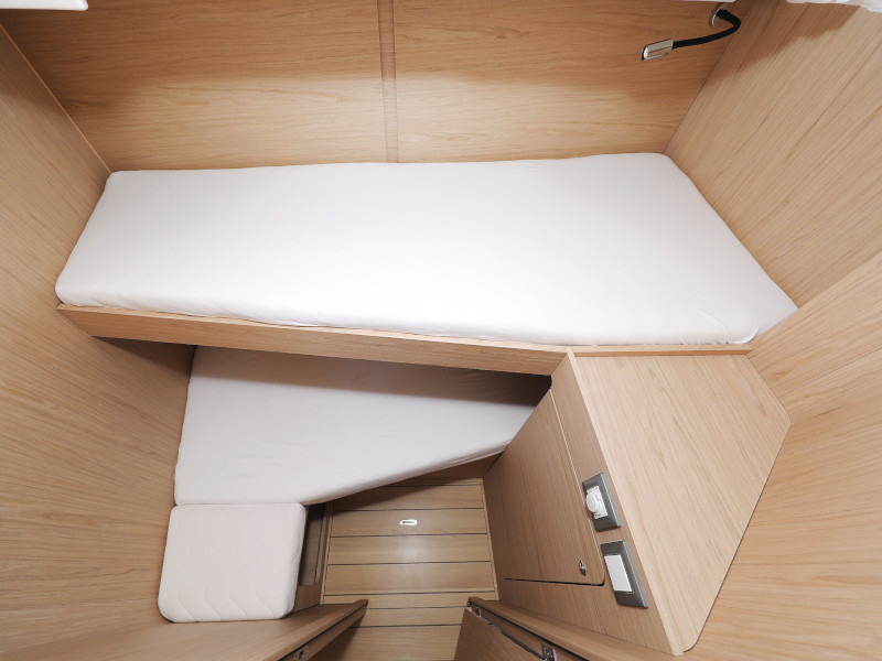 Oceanis 46.1 — photo 46