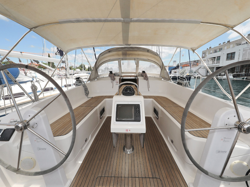 Bavaria Cruiser 46 — photo 37