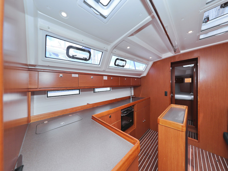 Bavaria Cruiser 46 — photo 48