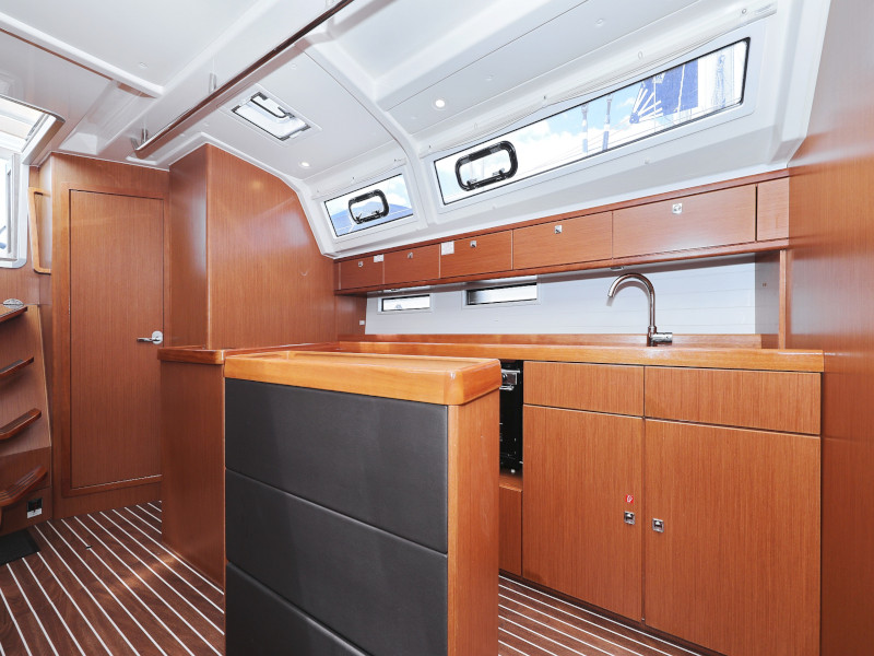 Bavaria Cruiser 46 — photo 36