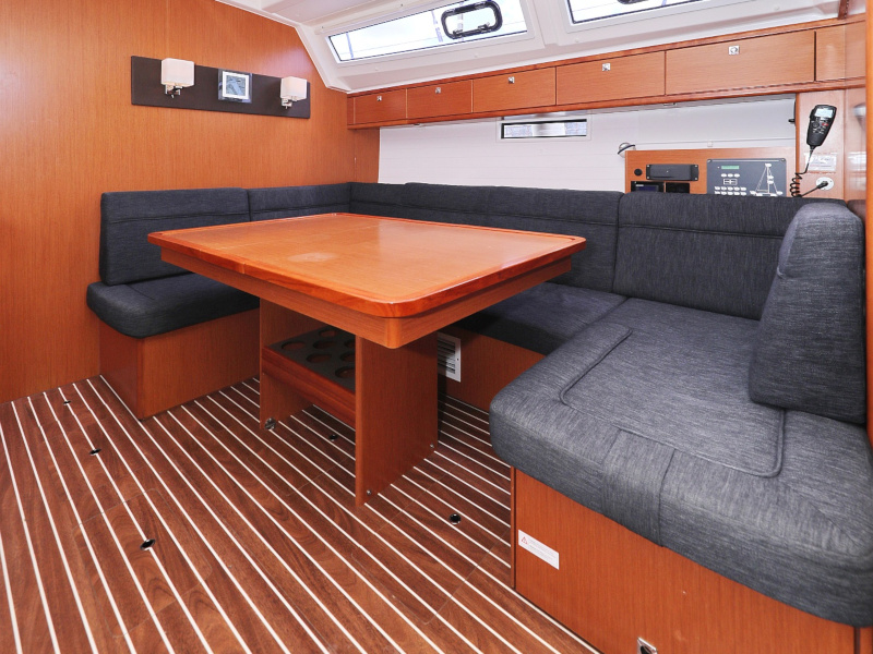 Bavaria Cruiser 46 — photo 14