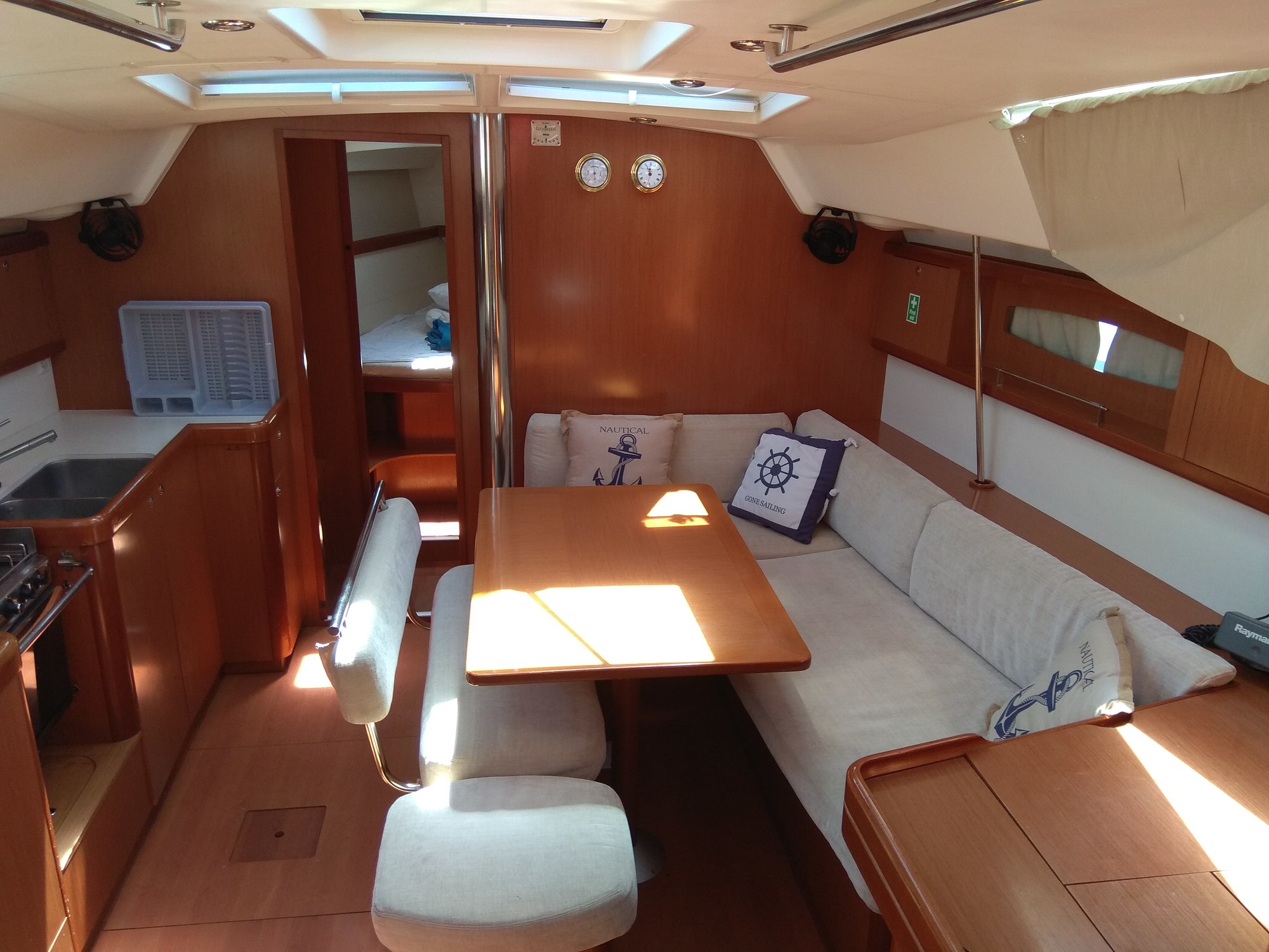 Oceanis 46 — photo 13
