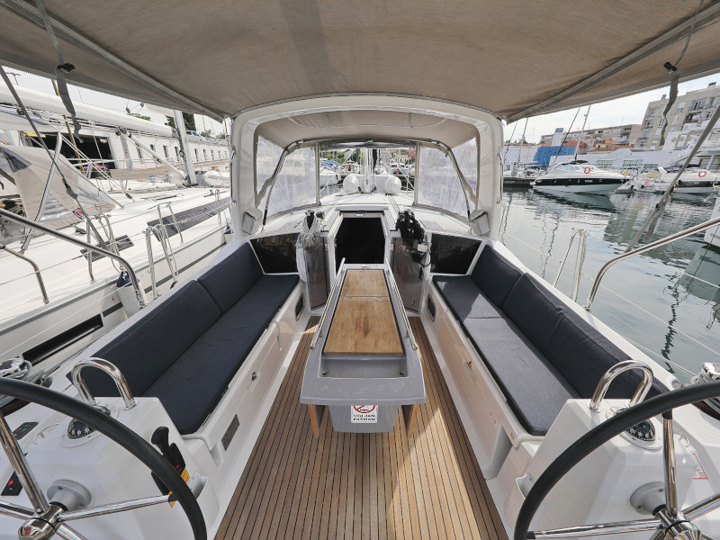 Oceanis 41.1 — photo 27