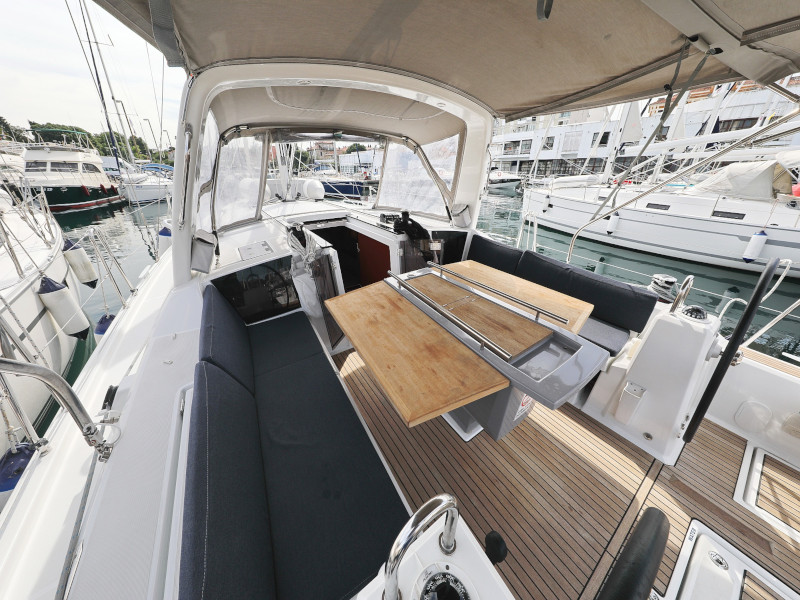 Oceanis 41.1 — photo 8