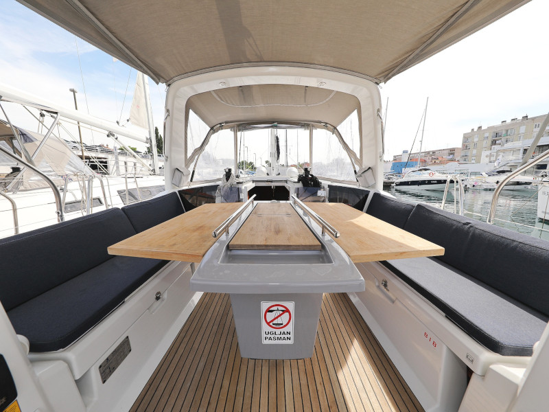 Oceanis 41.1 — photo 85