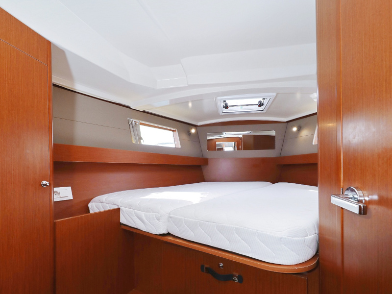 Oceanis 41.1 — photo 103