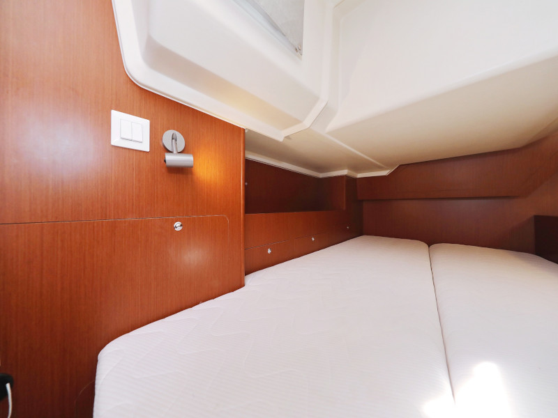 Oceanis 41.1 — photo 79