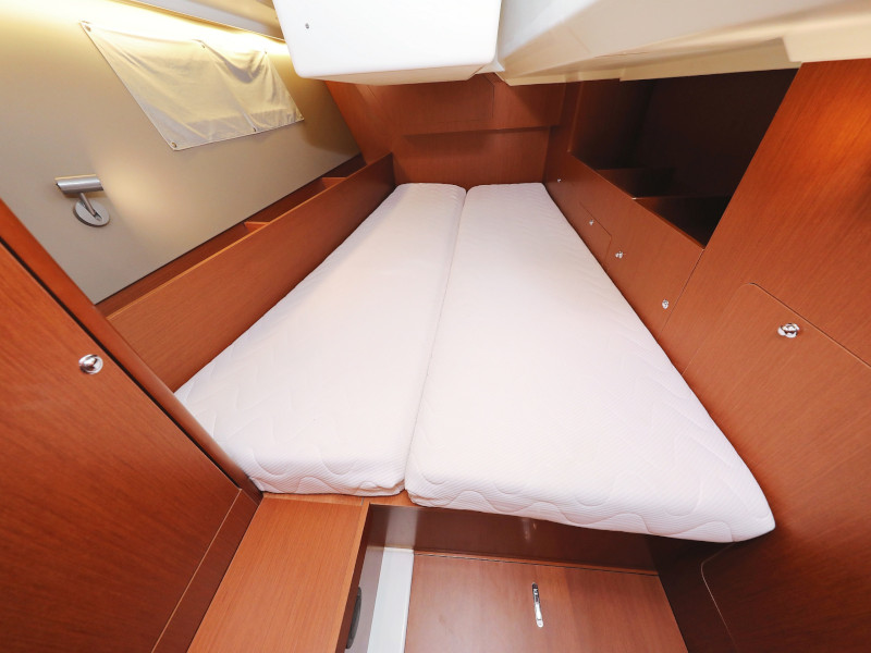 Oceanis 41.1 — photo 7