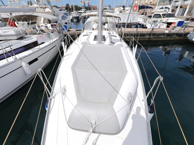Bavaria 36 Cruiser — photo 16