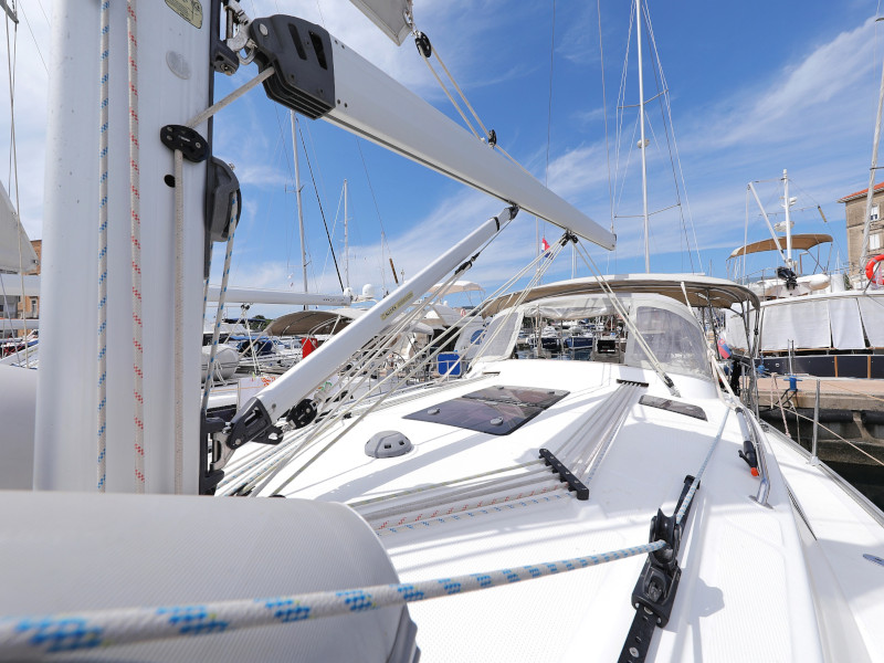 Bavaria 36 Cruiser — photo 33