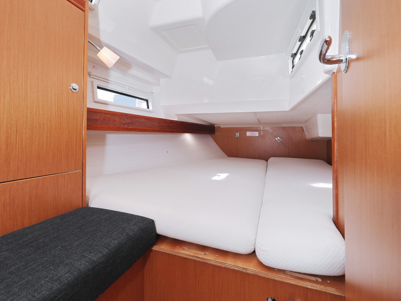 Bavaria 36 Cruiser — photo 76