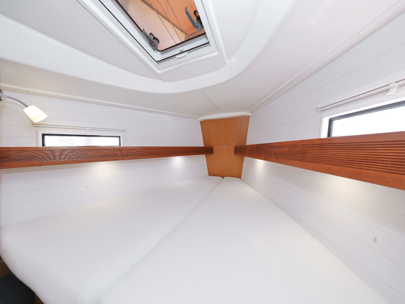 Bavaria 36 Cruiser — photo 8