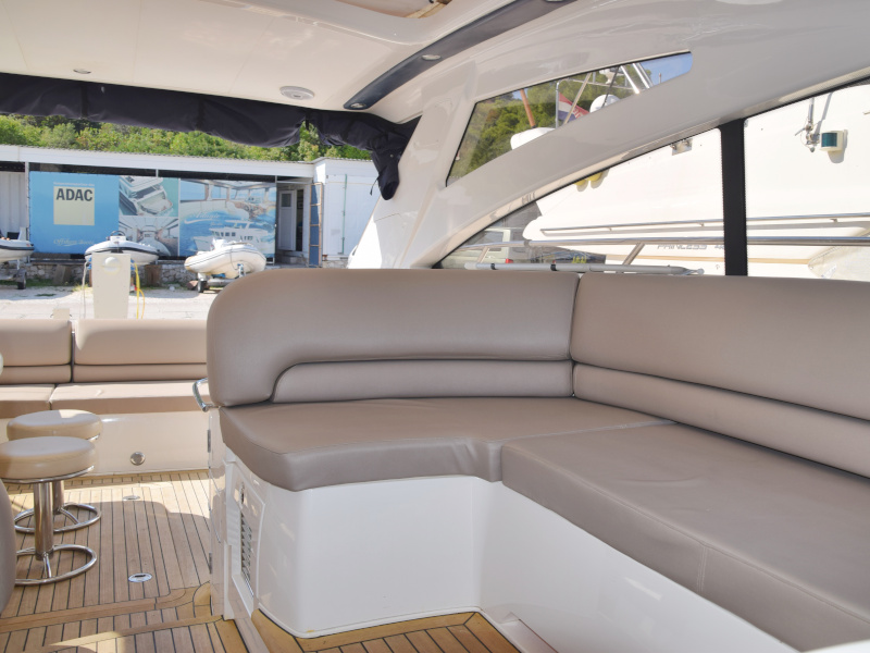 Princess V 58 — photo 11