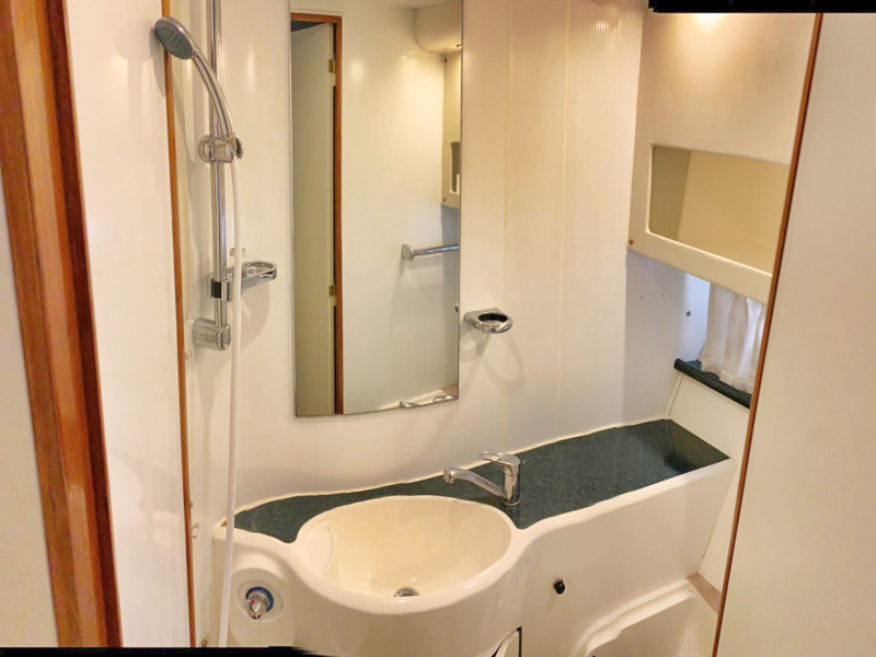 Fairline Phantom 40 — photo 10