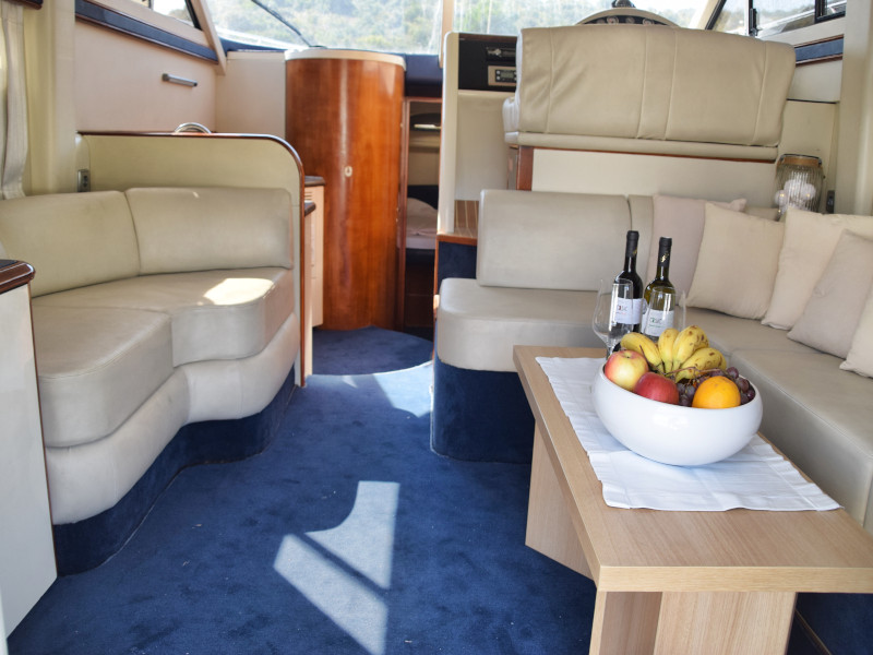 Fairline Phantom 40 — photo 4