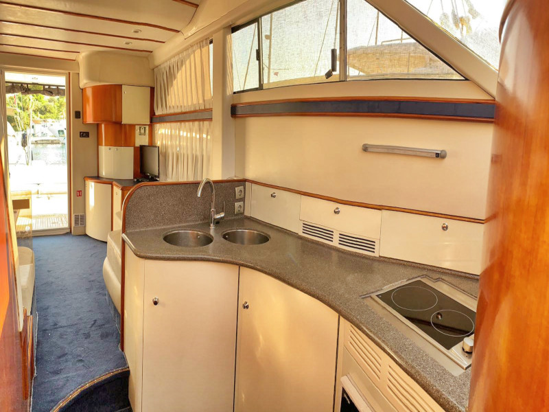 Fairline Phantom 40 — photo 21