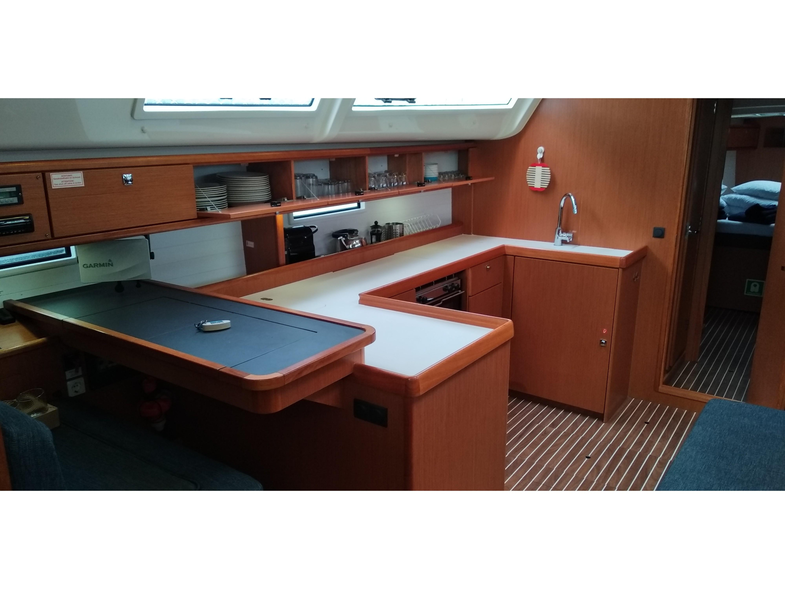 Bavaria Cruiser 51 — photo 3