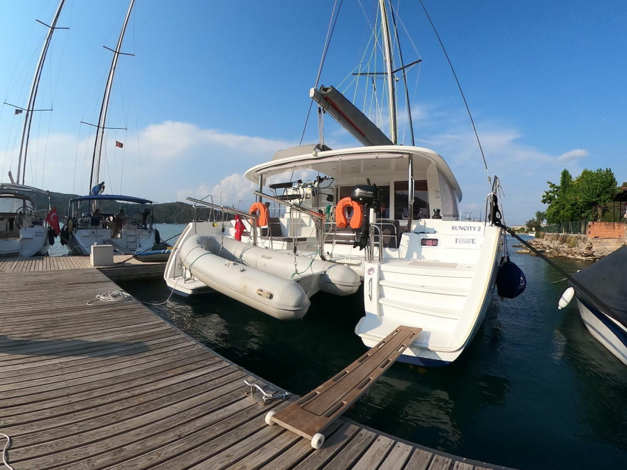 Lagoon 400 S2 — photo 20
