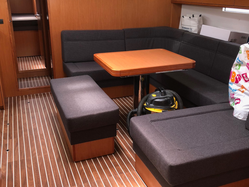 Bavaria Cruiser 51 — photo 4