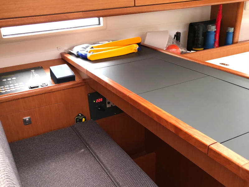 Bavaria Cruiser 51 — photo 30