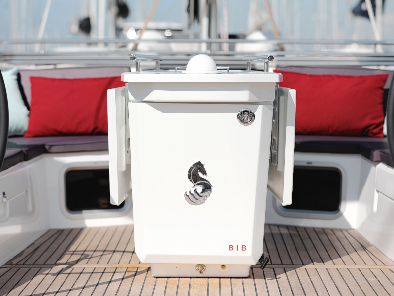 Oceanis 51.1 — photo 18