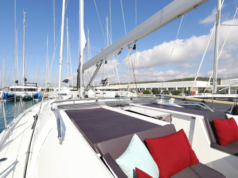 Oceanis 51.1 — photo 95