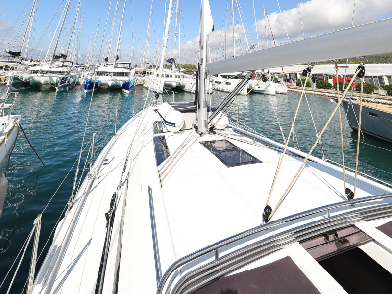 Oceanis 51.1 — photo 68