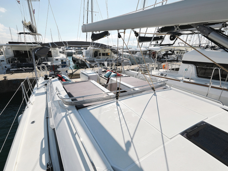 Oceanis 51.1 — photo 52