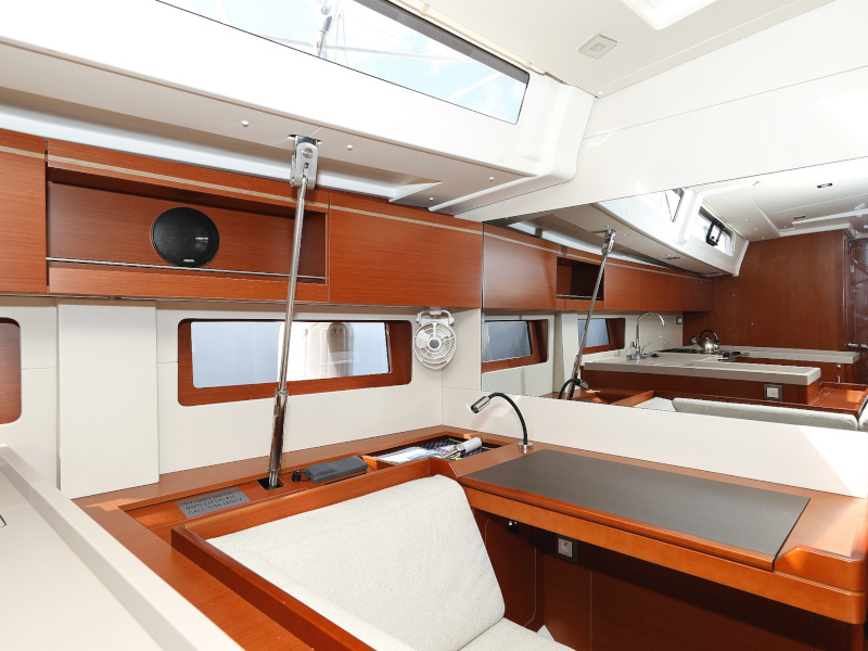 Oceanis 51.1 — photo 94