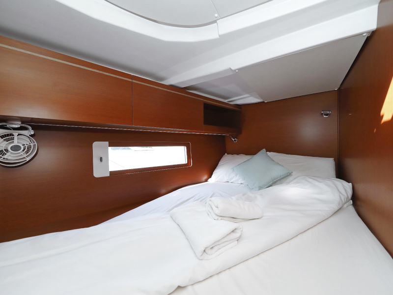 Oceanis 51.1 — photo 38